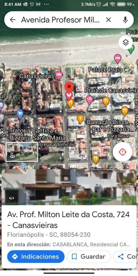 Na Localização De Canasvieiras Pés Na Areia * Florianópolis